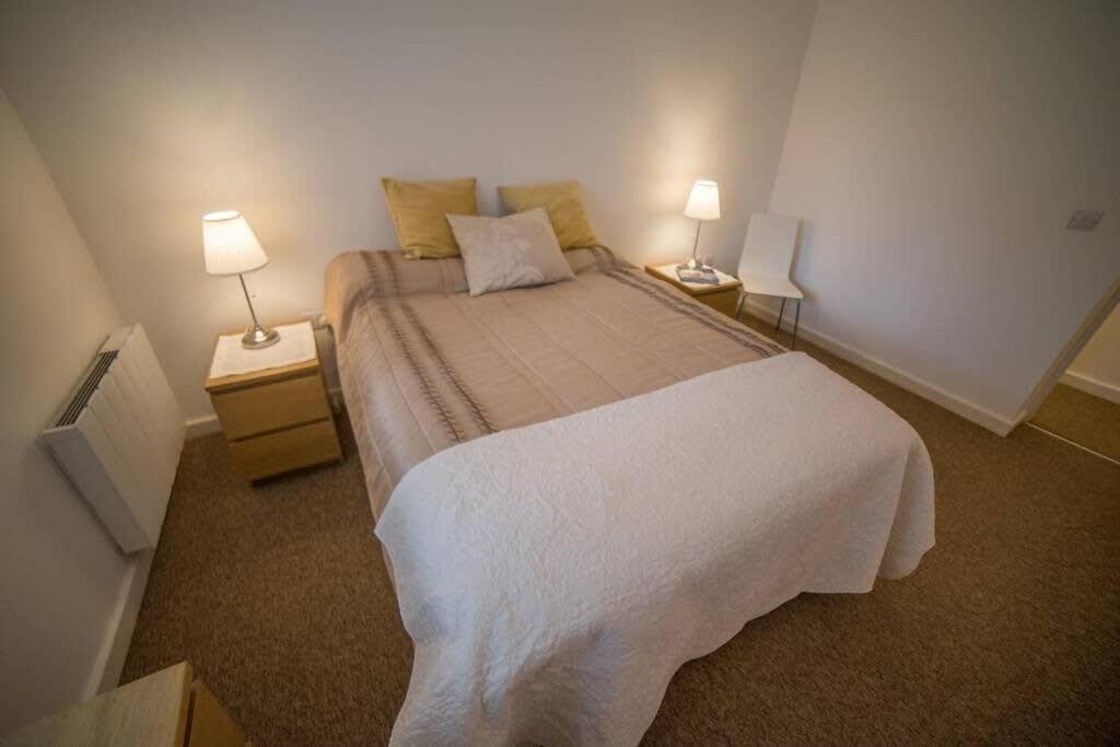 Champion Court Two Bedroom Flat Bristol Buitenkant foto